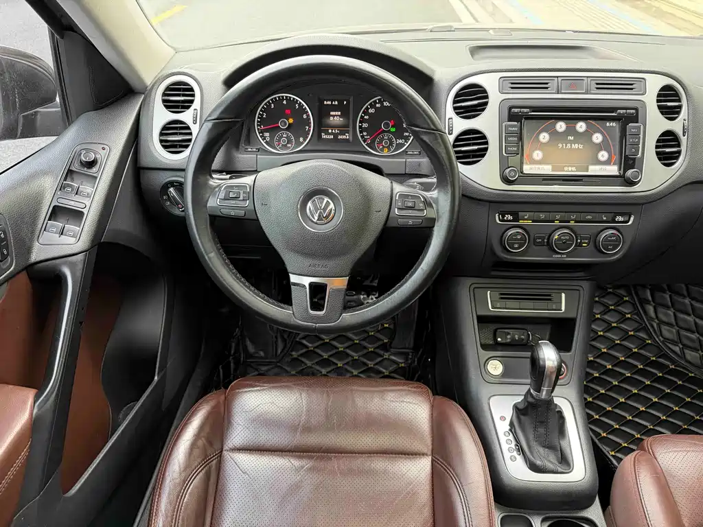 Volkswagen Tiguan 2016 — фото 9