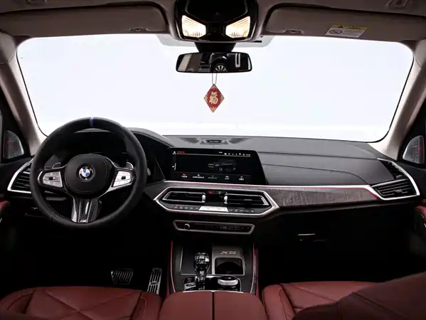 BMW X5 2023