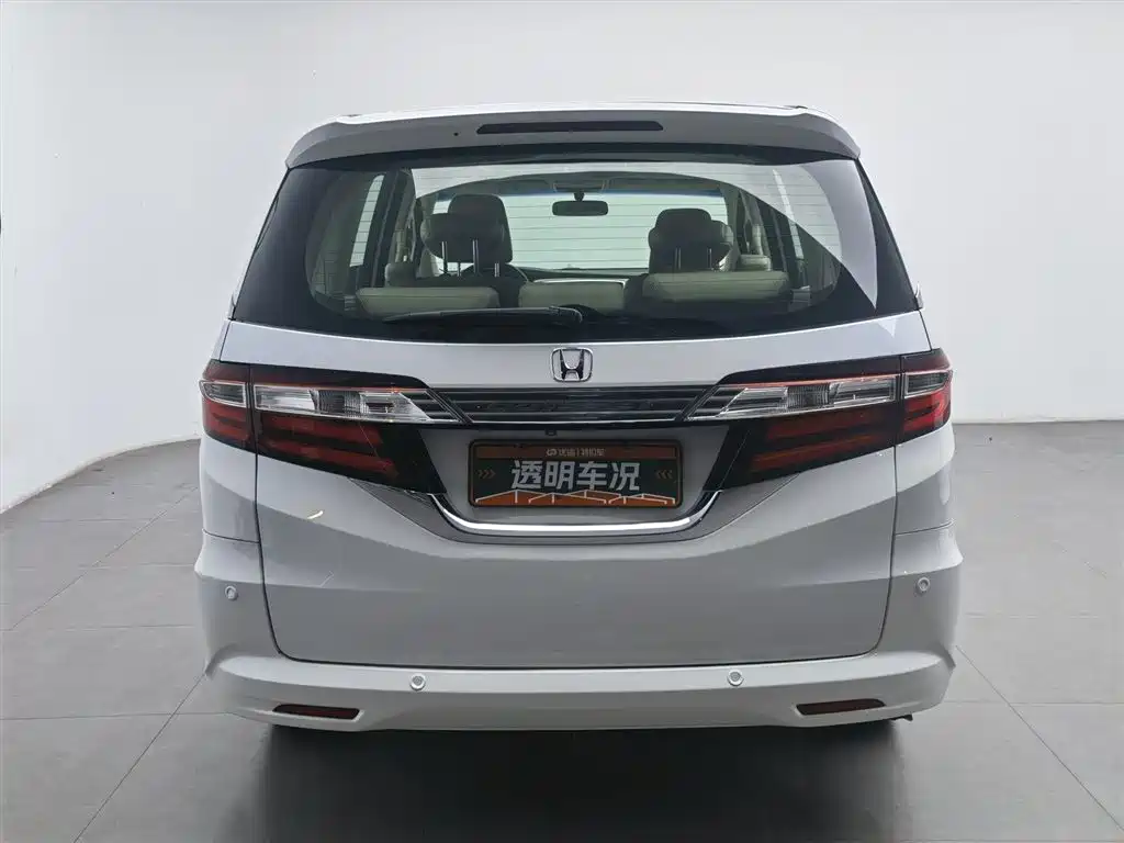 Honda Odyssey 2018 — фото 4