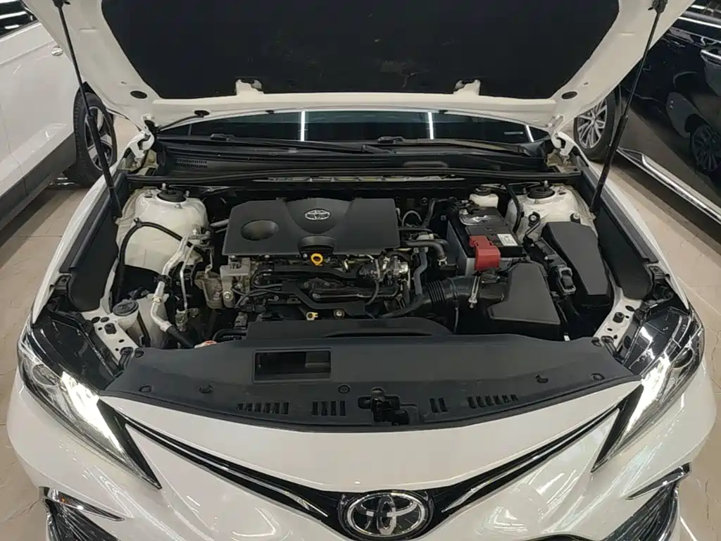 Toyota Camry 2023 — фото 20