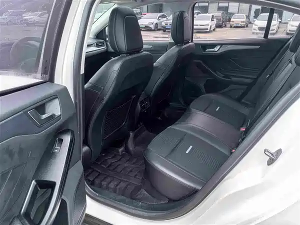Ford Fox Active 2020