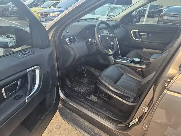 Land Rover Discovery Sport 2017
