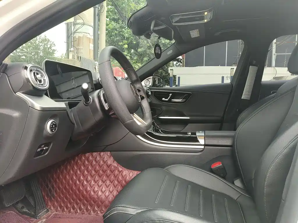 Mercedes-Benz C-Class 2022