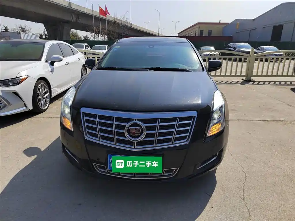 Cadillac XTS 2015 — фото 3