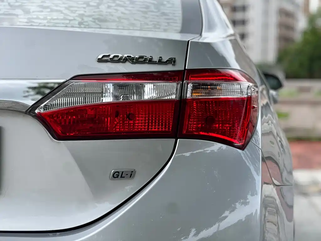 Toyota Corolla 2016 — фото 15