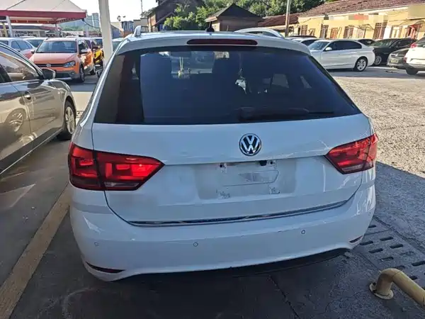 Volkswagen Gran Lavida 2015