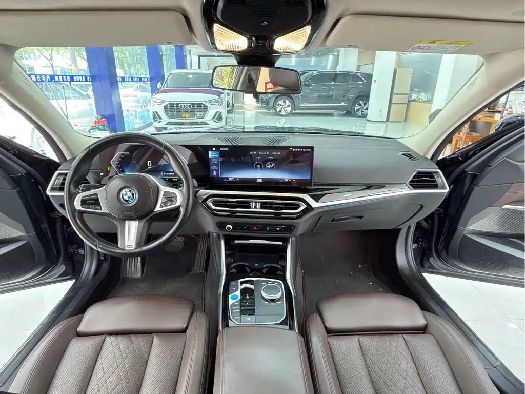 BMW i3 2022 — фото 5