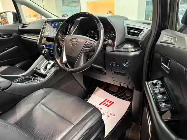 Toyota Alphard 2018