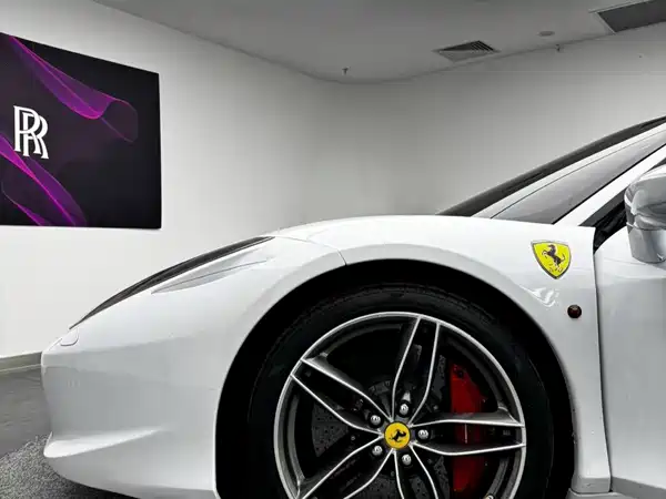 Ferrari 458 2013