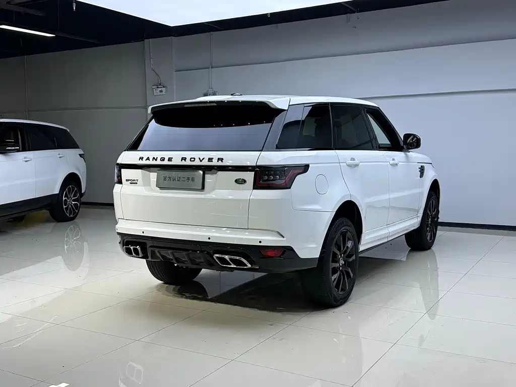 Land Rover Range Rover Sport 2016 — фото 15