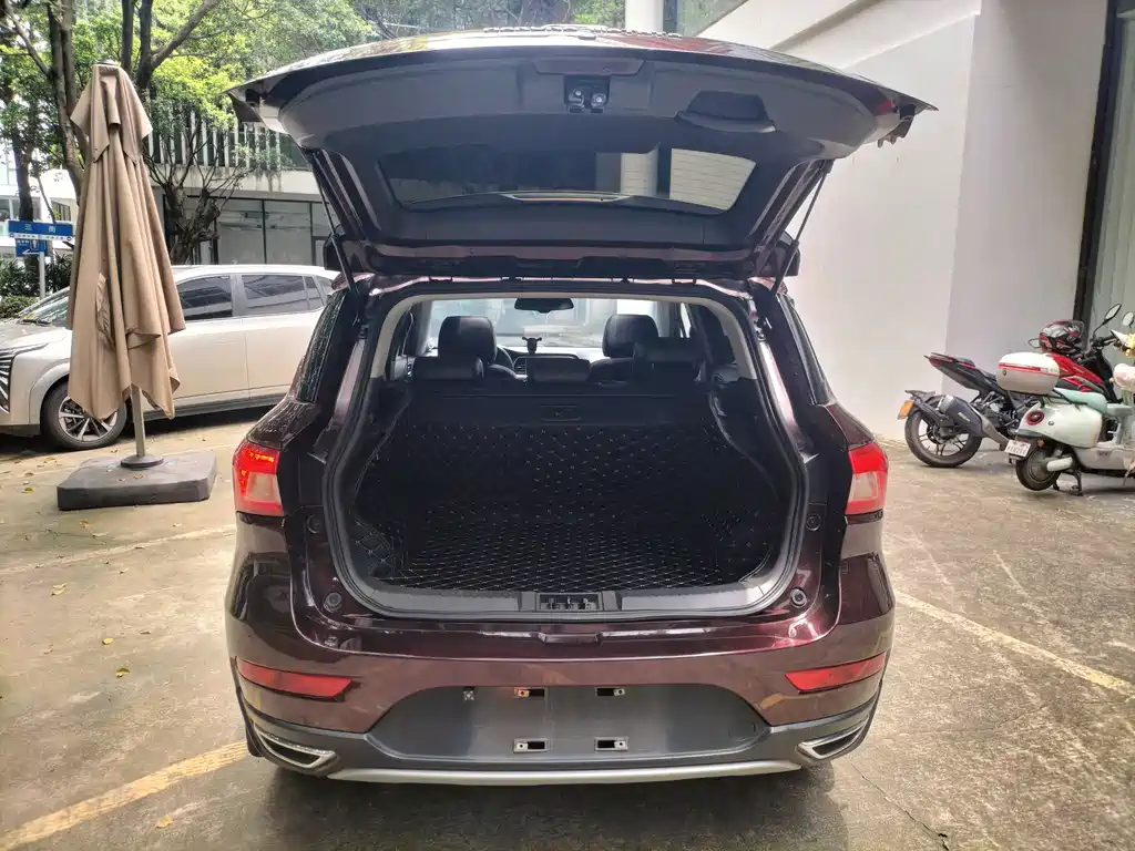 GAC Motor Trumpchi GS4 2018 — фото 19