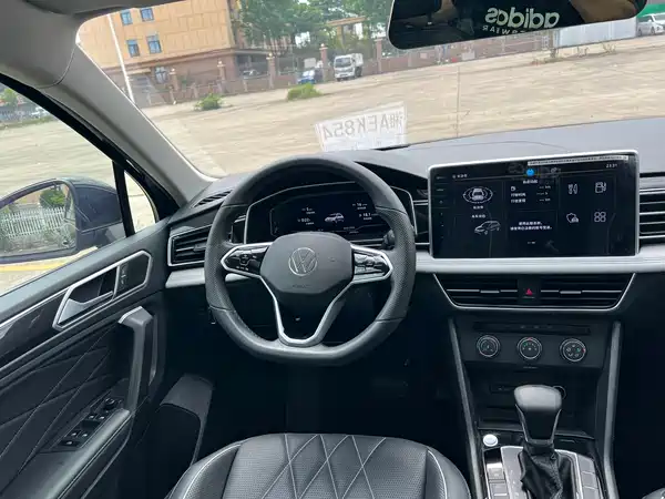 Volkswagen Tiguan L 2022