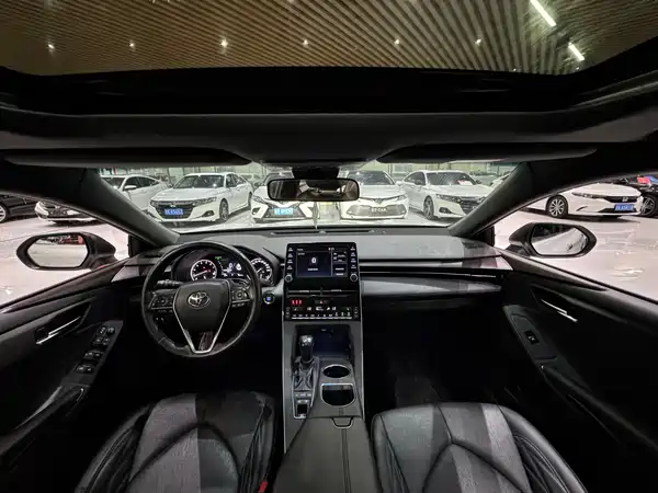 Toyota Avalon 2020