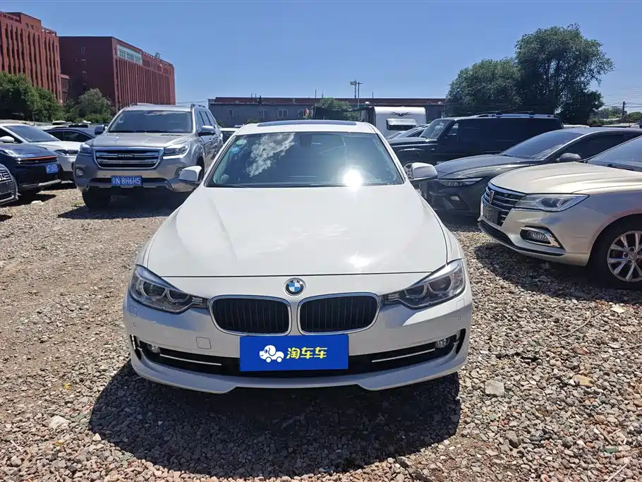 BMW 3 Series 2014 — фото 1