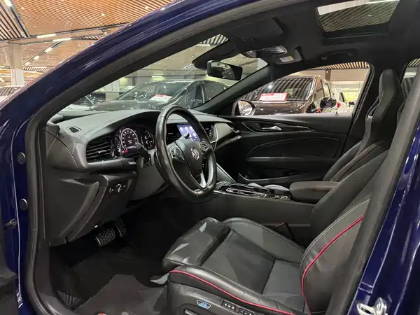 Buick Regal 2021