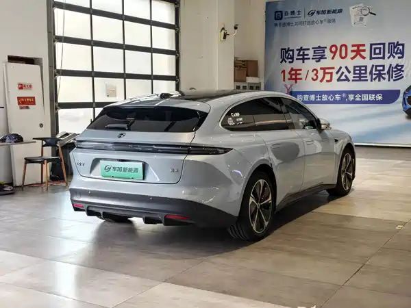 NIO ET5T 2025