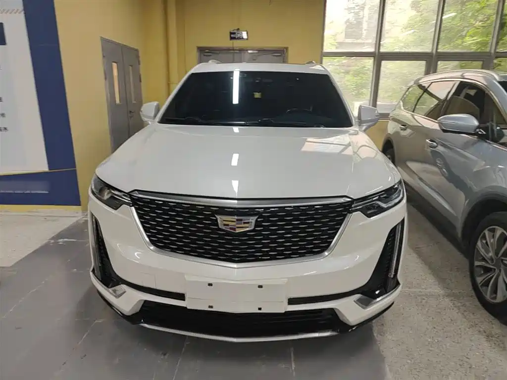 Cadillac XT6 2020 — фото 3