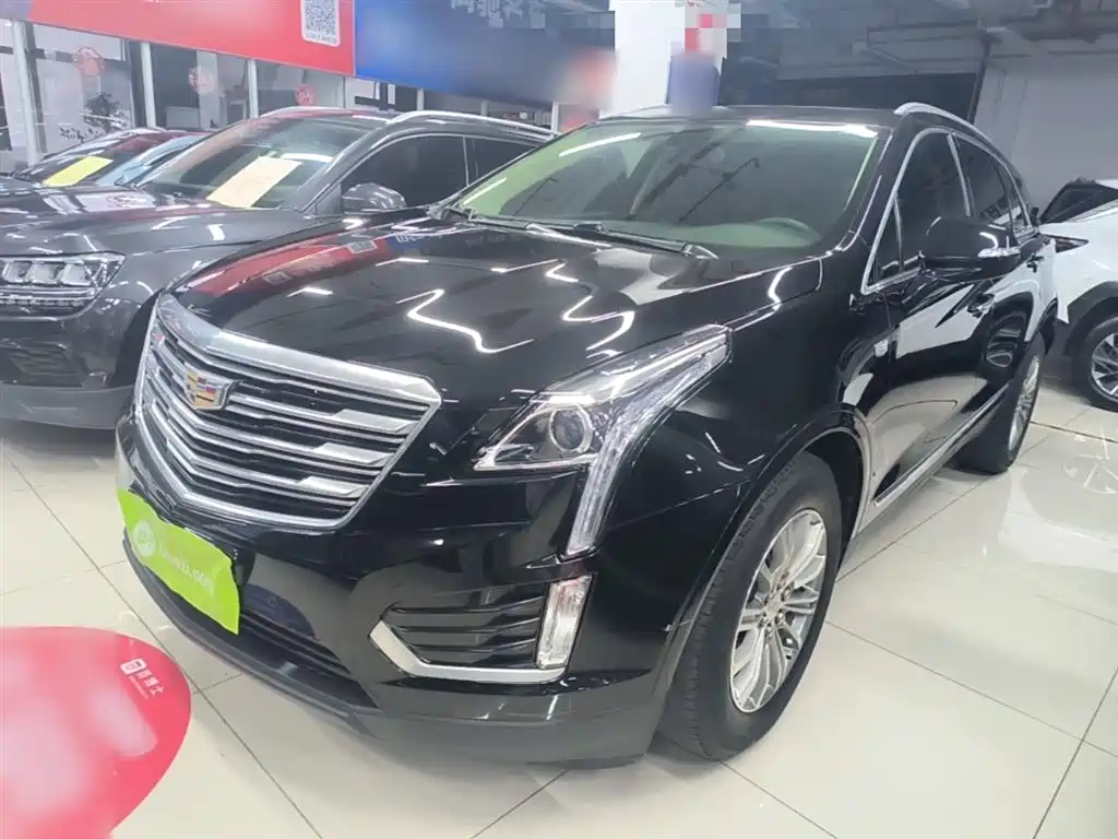 Cadillac XT5 2017 — фото 1