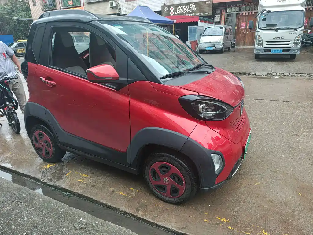 Baojun E100 2018