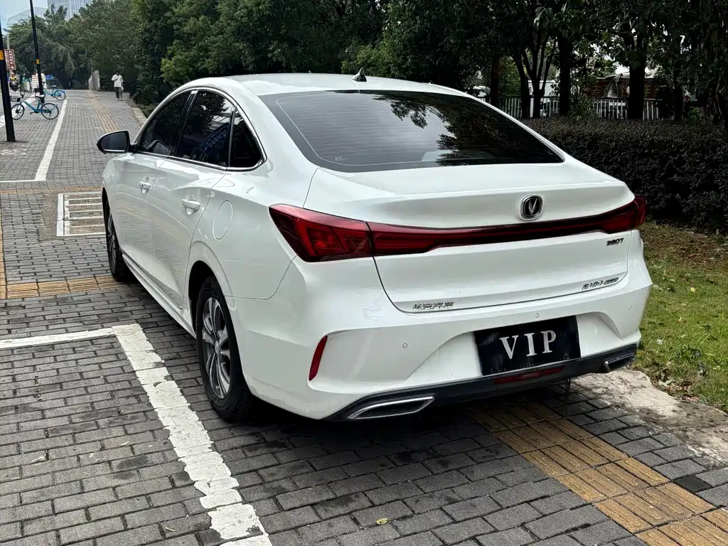 Changan Eado 2023 — фото 10