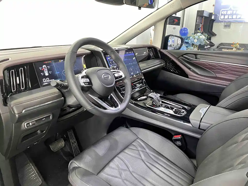 GAC Motor Trumpchi M8 2025 — фото 14