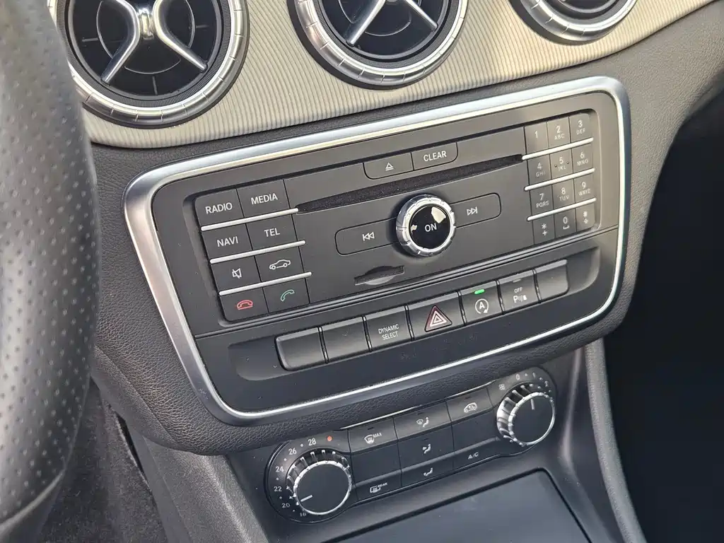 Mercedes-Benz CLA 2016 — фото 14