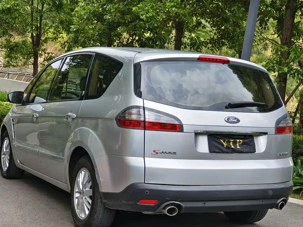 Ford Max 2013 — фото 4