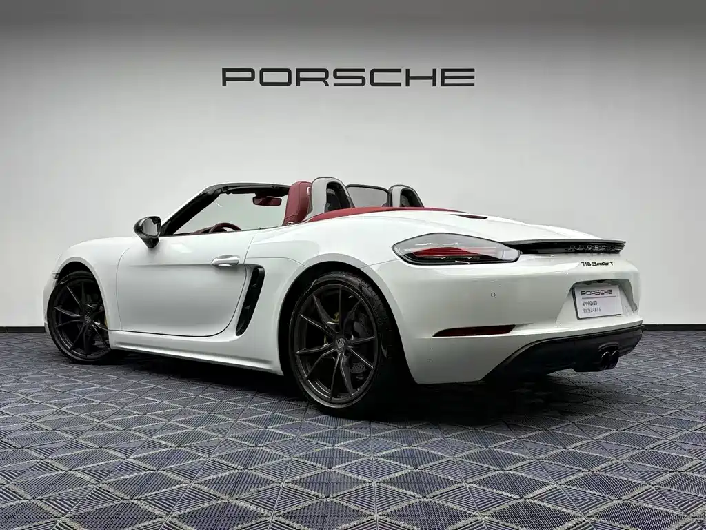 Porsche 718 2022 — фото 7
