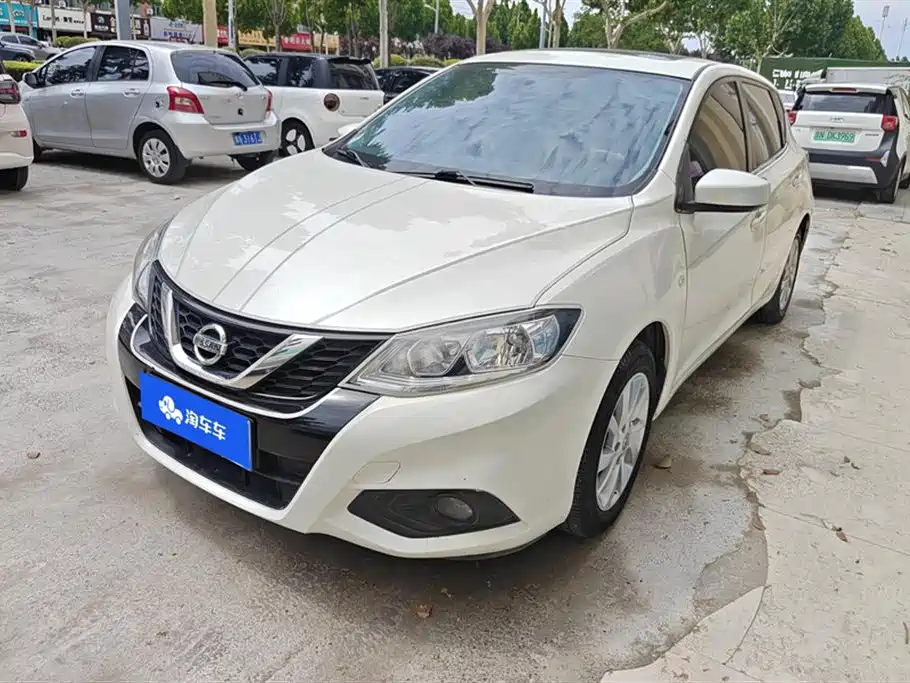 Nissan Tiida 2018 — фото 1