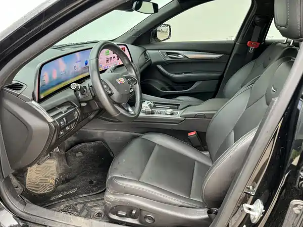 Cadillac CT5 2025