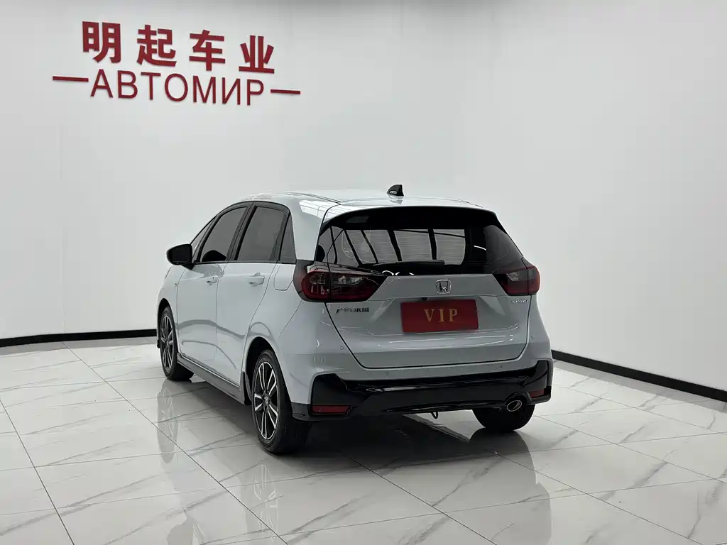 Honda Fit 2023 — фото 8