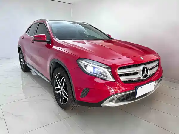 Mercedes-Benz GLA 2016