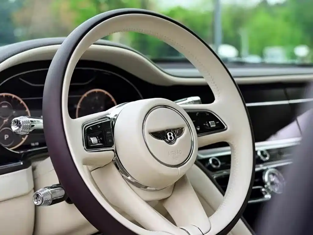 Bentley Flying Spur PHEV 2022 — фото 2