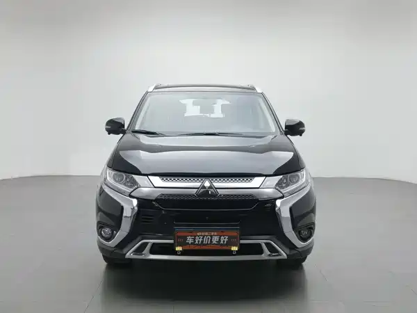 Mitsubishi Outlander 2021