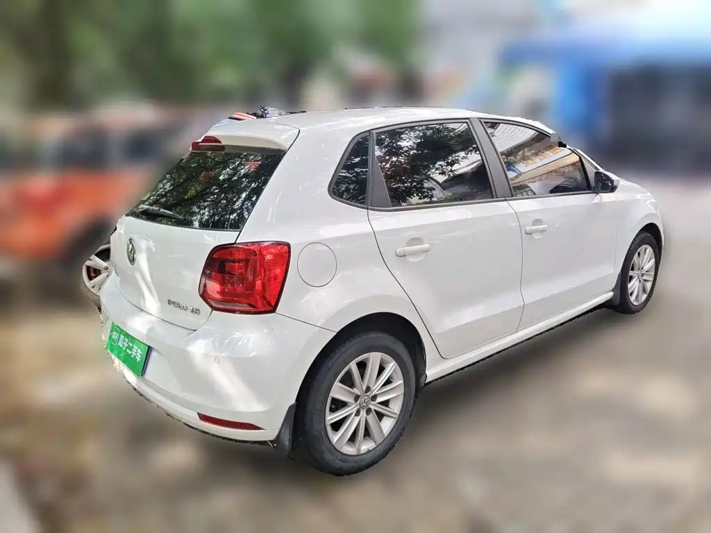Volkswagen Polo 2015