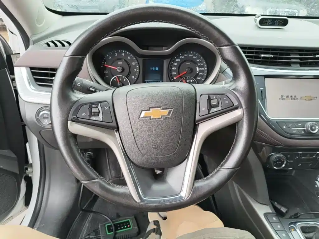 Chevrolet Malibu 2017 — фото 11