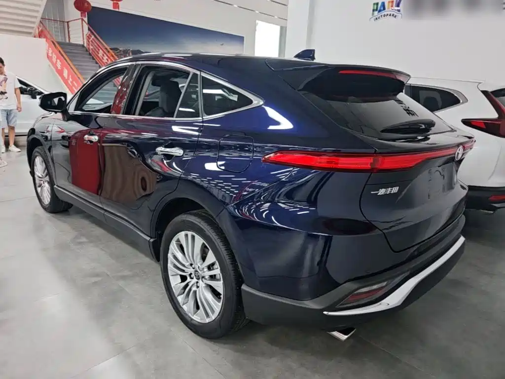 Toyota Harrier 2022 — фото 5