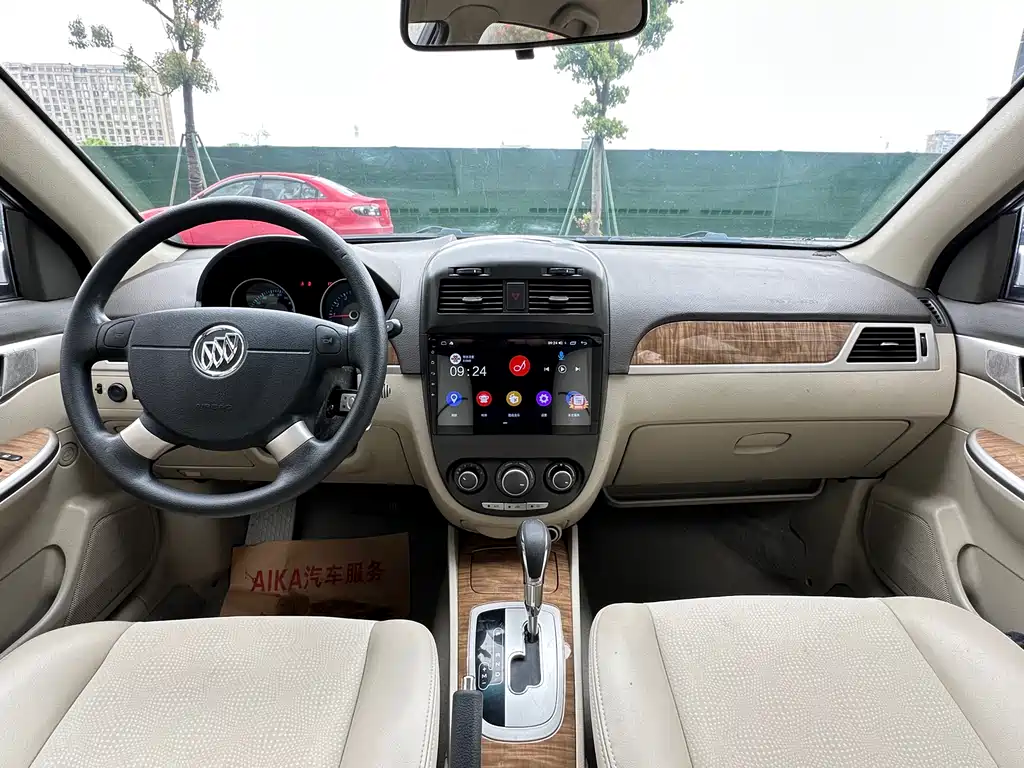 Buick Excelle 2016 — фото 12