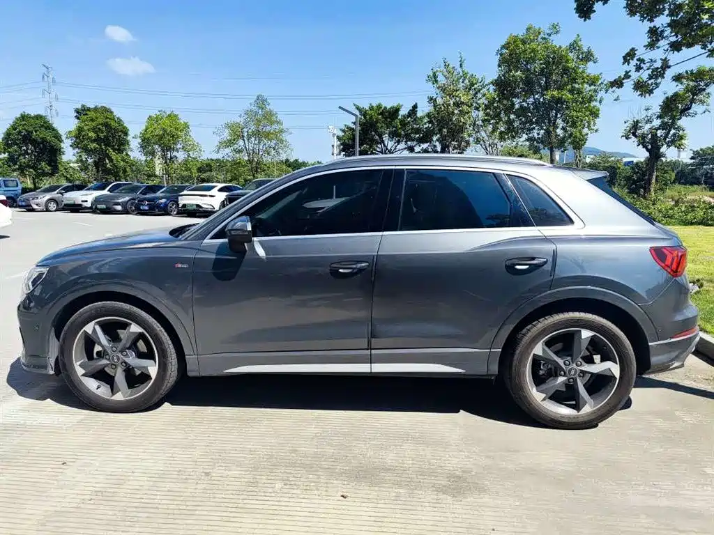 Audi Q3 2022