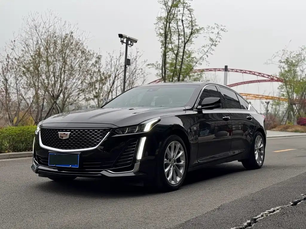 Cadillac CT5 2023 — фото 1