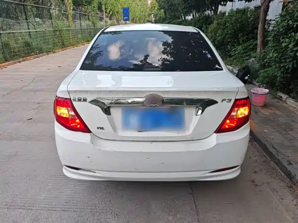 BYD F3 2016