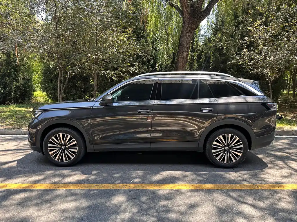 Volkswagen Tavendor 2023