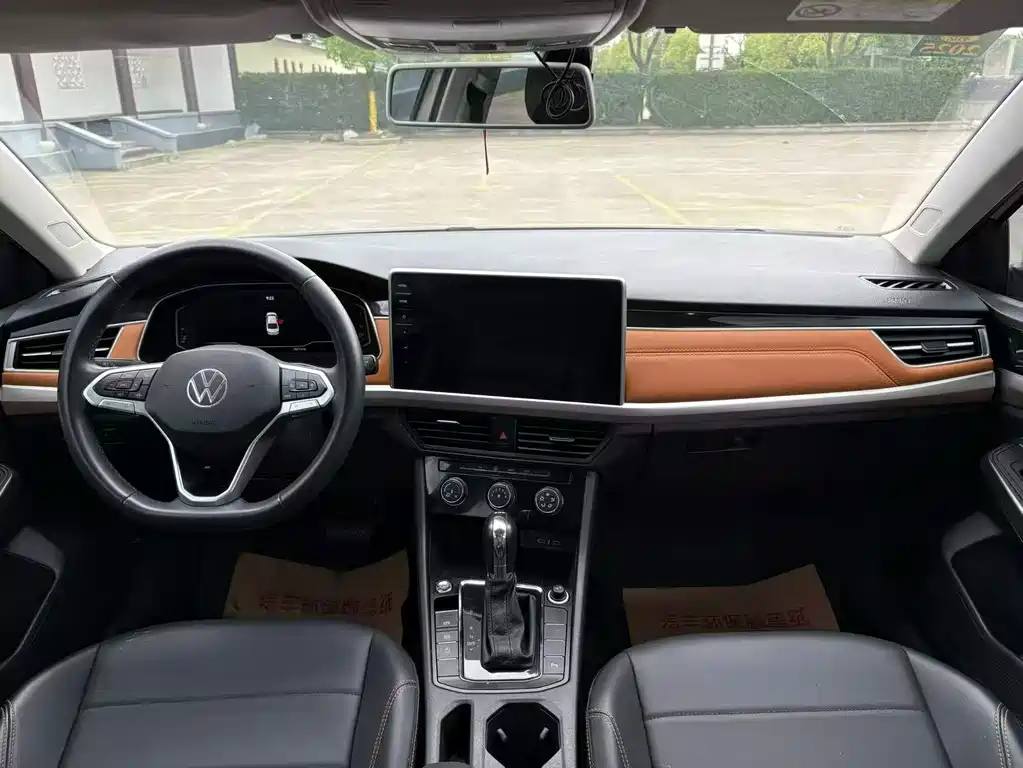 Volkswagen Bora 2024