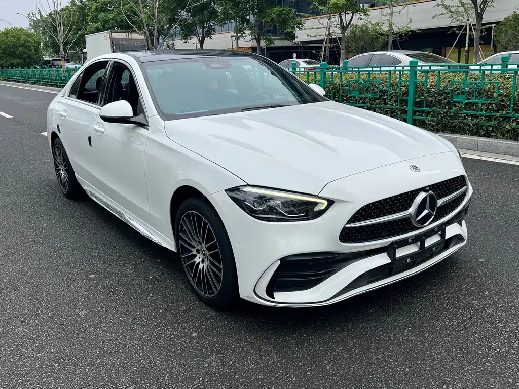 Mercedes-Benz C-Class 2022