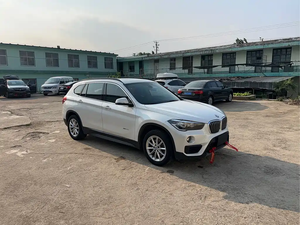 BMW X1 2018 — фото 3