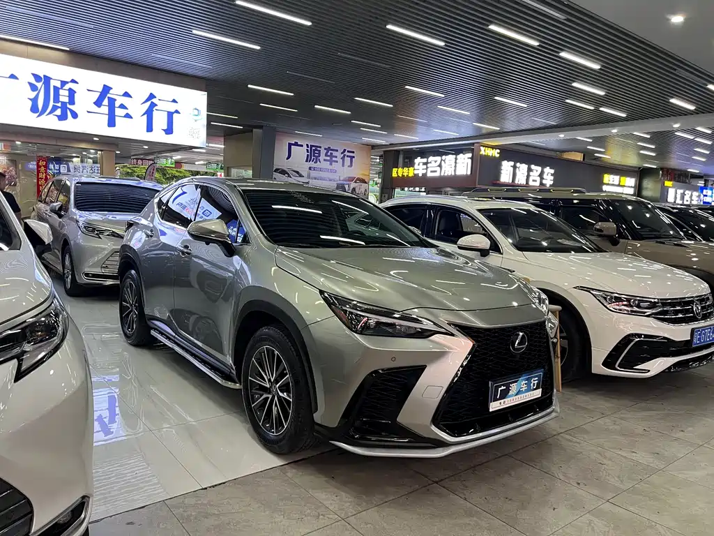Lexus NX 2022 — фото 3