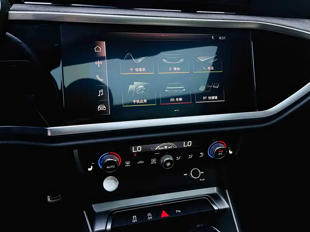 Audi Q3 2021 — фото 19