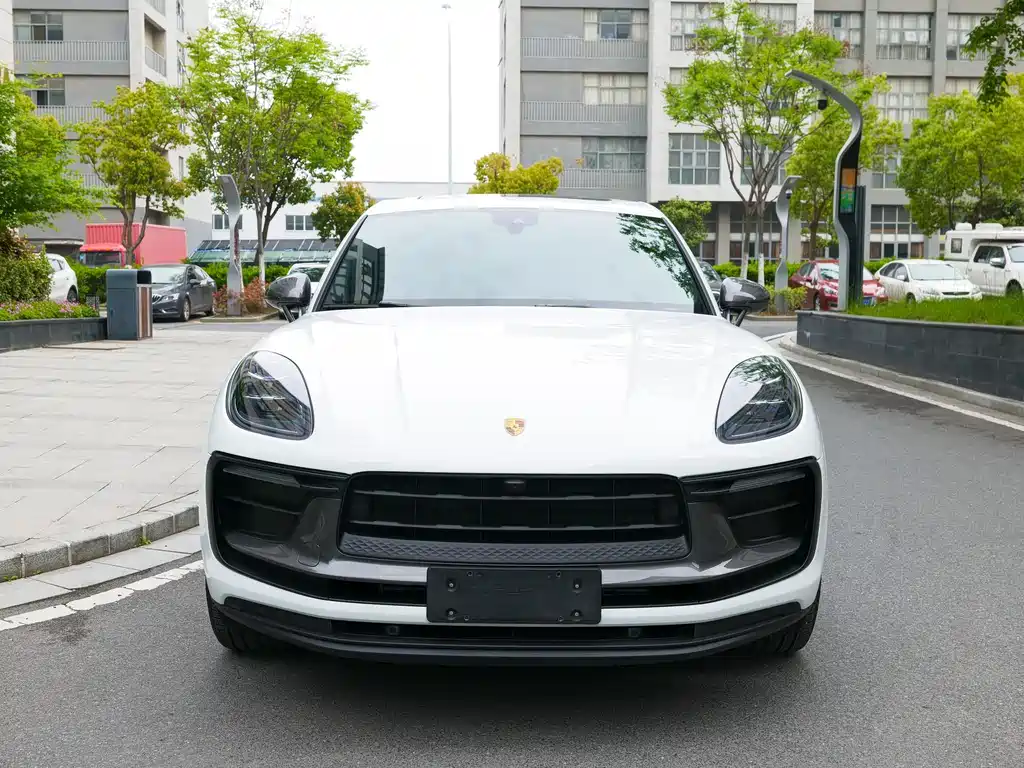 Porsche Macan 2021 — фото 2
