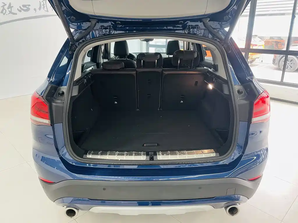 BMW X1 2021 — фото 15