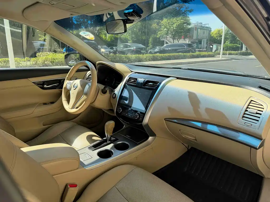 Nissan Teana 2017 — фото 12